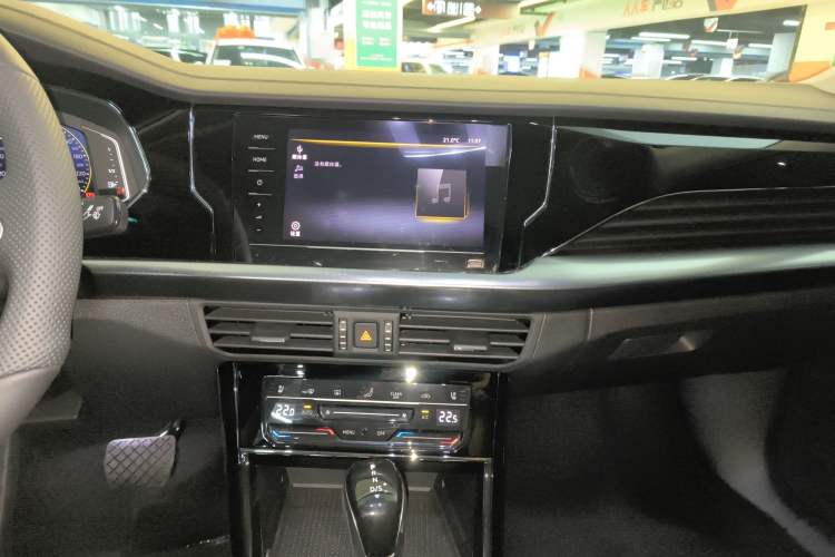 Used Volkswagen Passat 2025 Outstanding Model 330TSI Starry Elite Edition
