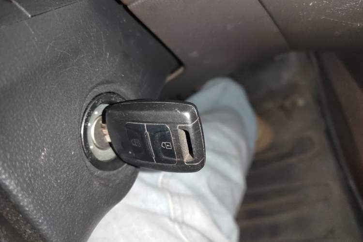 Used Wuling Hongguang V 2022 1.5L Jingqu Version Hydraulic Power Steering LAR