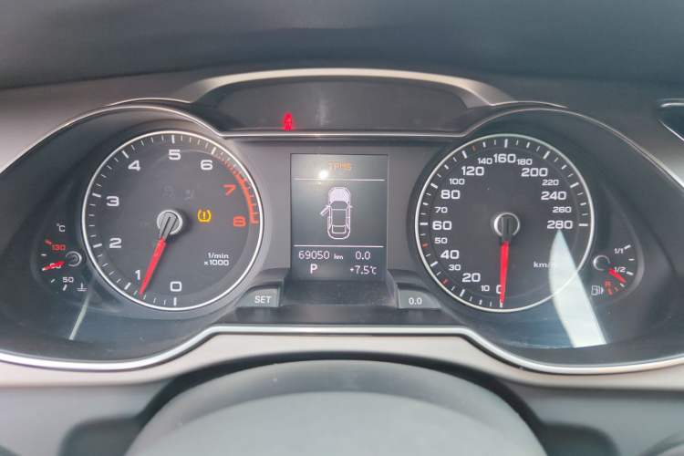 Used Audi A4L 2013 35 TFSI Automatic Standard Model