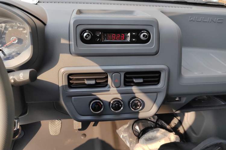 Used Wuling Yangguang 