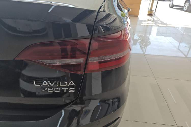 Used Volkswagen Lavida 2022 280TSI DSG Comfort Edition
