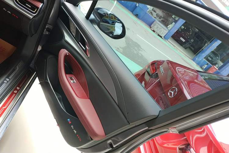 Used Hongqi H5 2024 2.0T Automatic Smart Connect Flagship Edition
