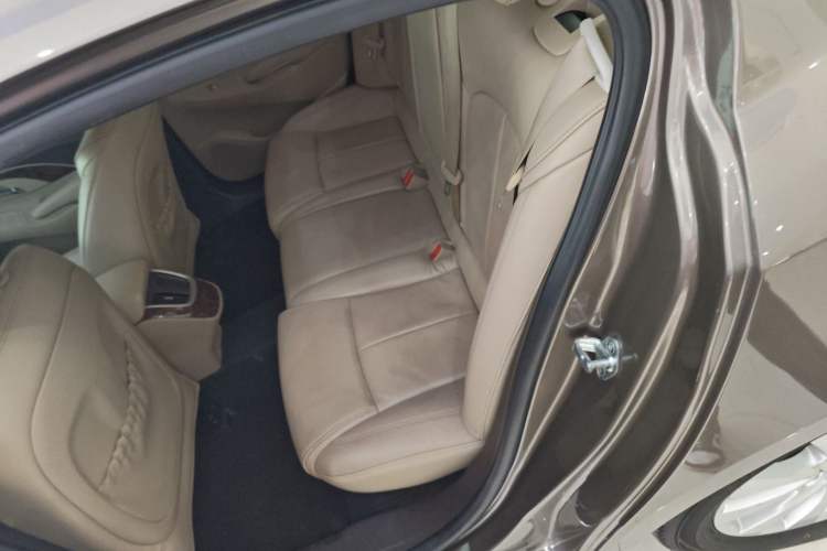 Used Buick LaCrosse 2013 2.4L SIDI Leading Comfort Version