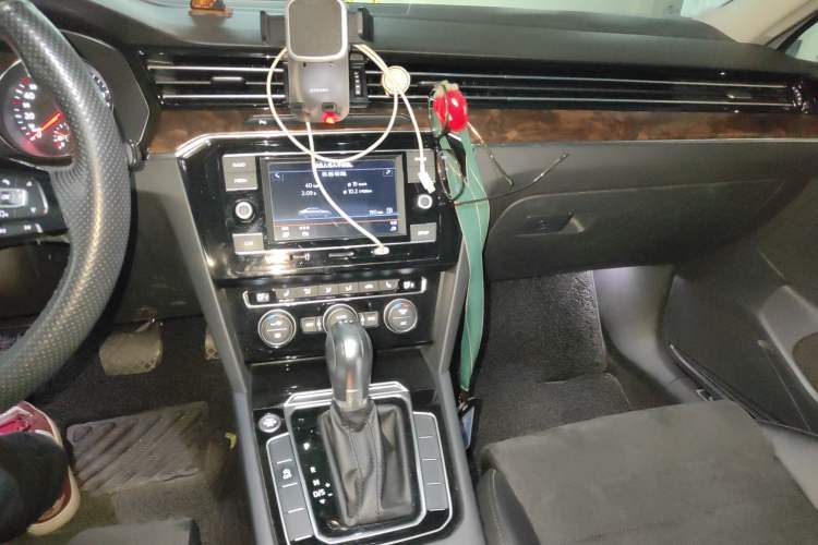 Used Volkswagen Magotan 2018 330TSI DSG Luxury Model
