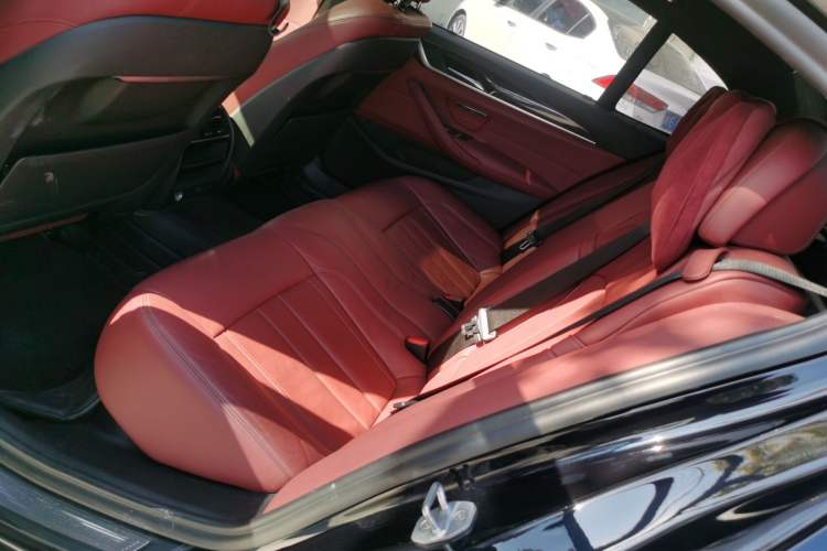 Used BMW 5 Series 2019 530Li Leading Model M Sport Package
