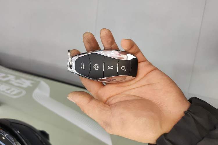 Used Hongqi EH7 2024 820 Pro Honor Edition
