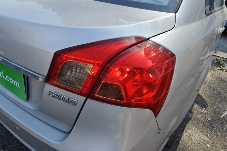 Used Buick Excelle 2013 1.5L Manual Luxury Model
