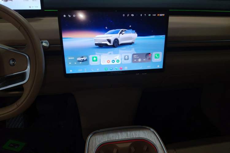 Used  Star Era ET 2024 Extended-Range 240 Ultra All-Wheel Drive