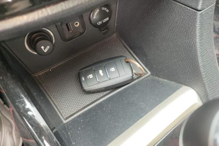 Used Changan Alsvin V7 2016 1.6L Automatic Enjoyment Model China V Standard