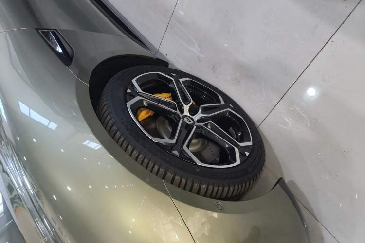 Used  SU7 2024 Four-Wheel Drive Ultra-Long Range Advanced Intelligent Driving Max Edition
