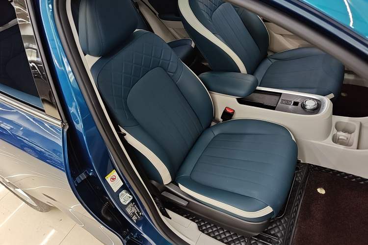 Used ORA Good Cat 2021 400km Standard Range Venus Edition Lithium Iron Phosphate
