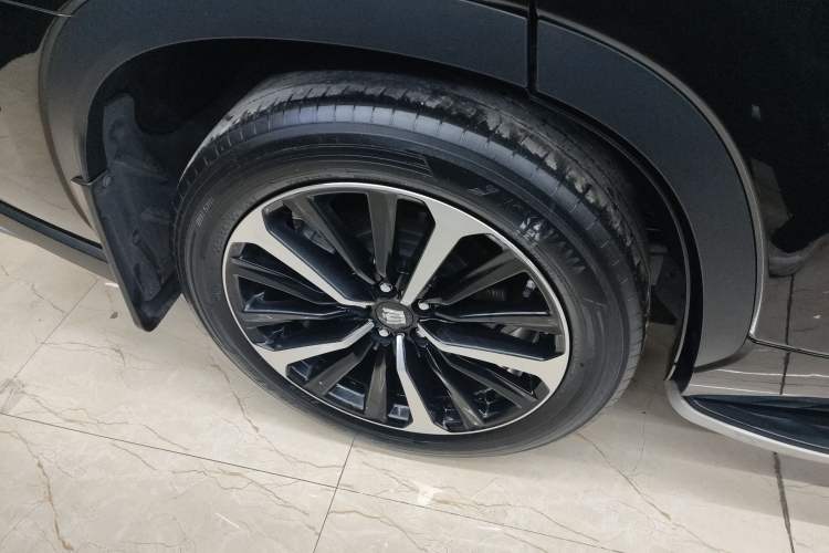 Used Toyota Crown Land Cruiser 2021 2.5L HEV Four-Wheel Drive Flagship Edition
