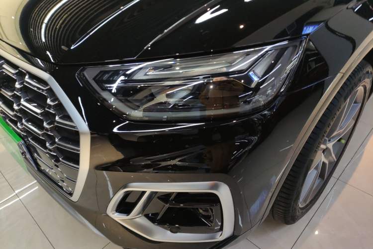 Used Audi Q5L 2022 Updated 45T Luxury Dynamic Version
