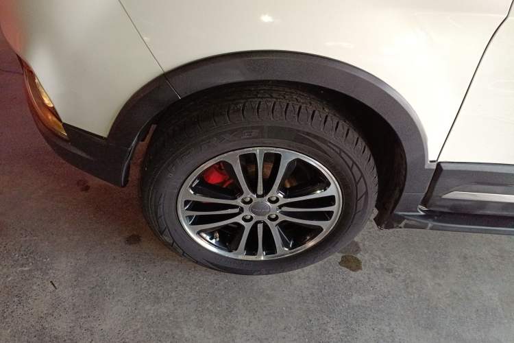 Used Haval H1 2015 1.5L AMT Luxury Model
