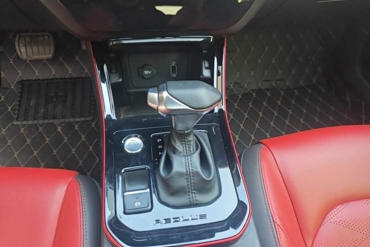 Used Dongfeng Aeolus Yixuan 2022 230T Automatic Adaptive-Beam Knight Edition