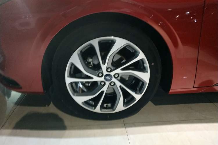 Used Ford Mondeo 2025 2.0T EcoBoost Ultimate Edition
