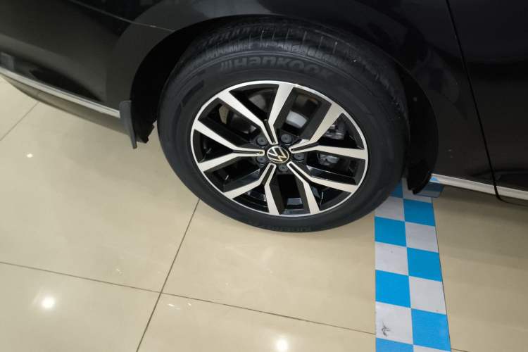 Used Volkswagen Magotan 2020 330TSI DSG Leading Model
