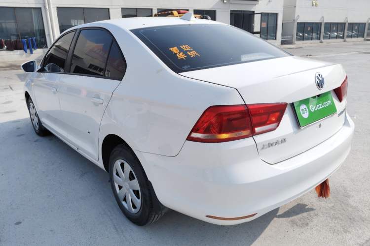 Used Volkswagen Santana 2015 1.4L Manual Fashion Edition
