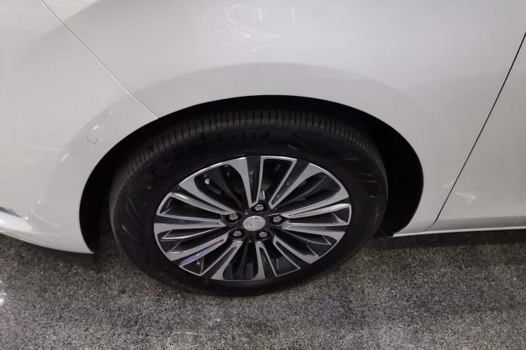 Used Buick GL8 2022 ES Land Cruiser 653T Luxury Model
