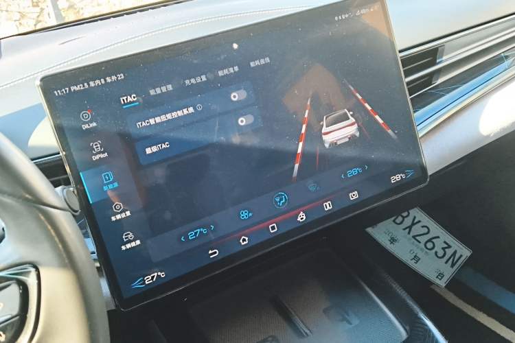 Used BYD Seal 2022 650 km All-Wheel-Drive Performance Version
