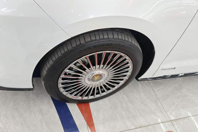 Used Toyota Sienna 2023 2.5L Hybrid Platinum Edition