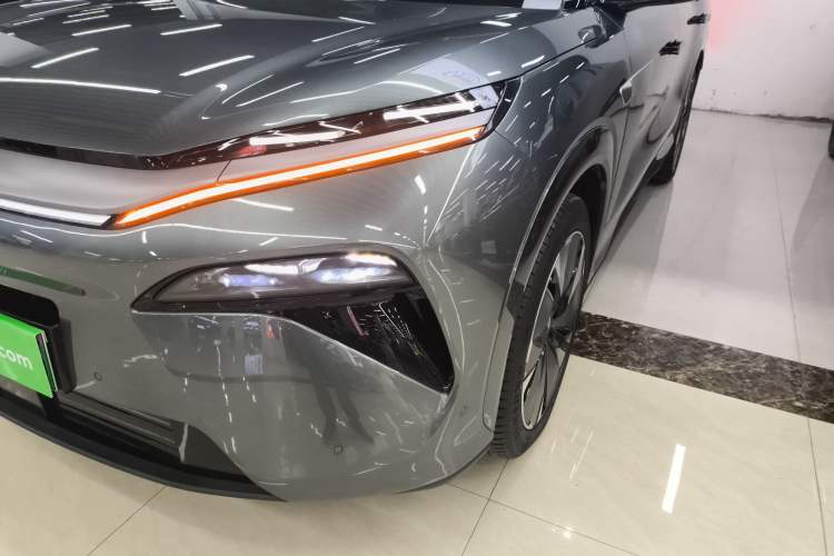 Used BYD Tang L 2025 DM 175KM Drone Player Edition
