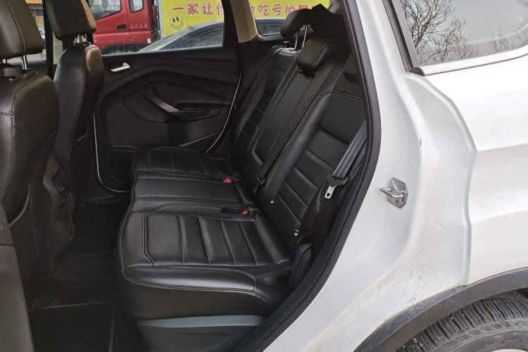 Used Ford Kuga 2018 EcoBoost 180 Two-Wheel-Drive Platinum Edition
