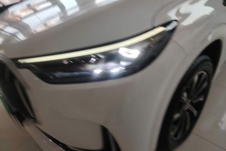 Used Chery Tiggo 9 2023 2.0T Dual-Clutch Two-Wheel Drive Leading Edition 5 Seats
