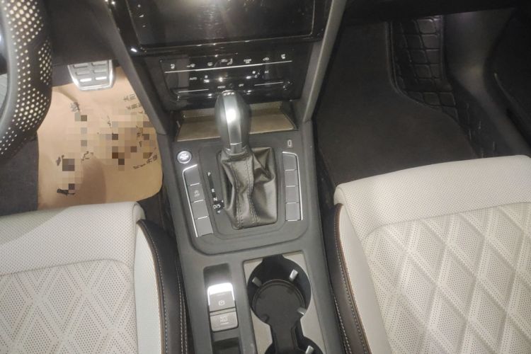 Used Volkswagen Magotan 2023 2 Million Units Commemorative Edition 330TSI DSG Luxury Version