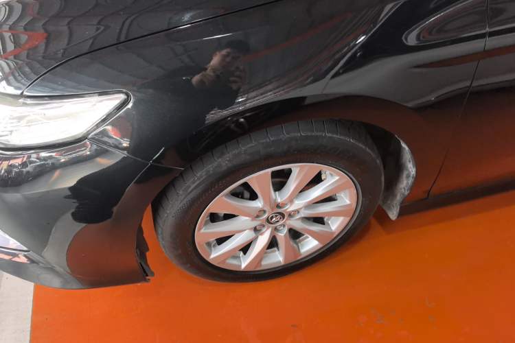 Used Toyota Camry 2018 2.0G Luxury Edition
