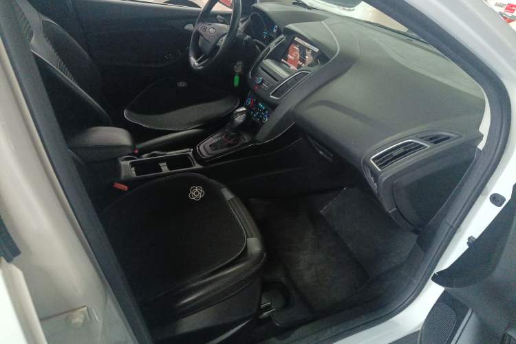 Used Ford Focus 2015 Hatchback EcoBoost 180 Automatic Elite Model
