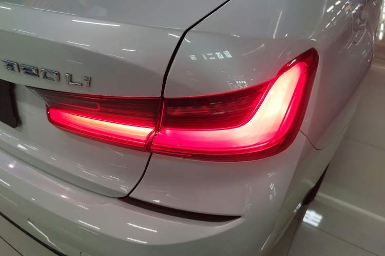 Used BMW 3 Series 2021 Facelifted 320Li M Sport Package
