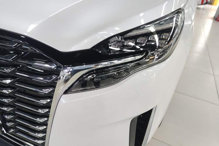 Used Buick GL8 2023 ES Lu Zun Comfort Model
