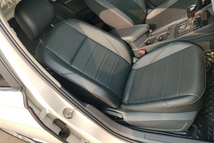 Used Volkswagen Lavida 2021 1.5L Automatic Comfort Edition
