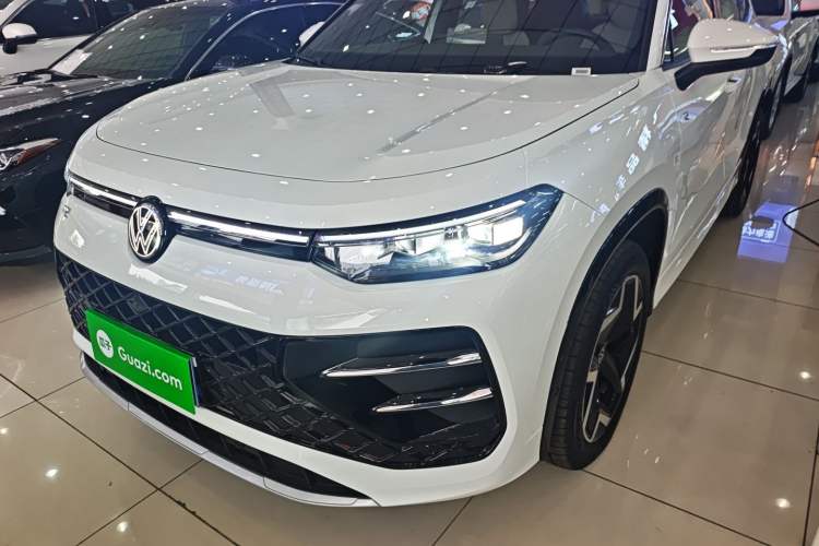 Used Volkswagen Tayron 2025 Tharu L 330TSI Two-Wheel Drive Elite City Package