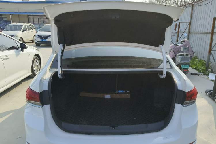 Used Buick GT 2019 18T Automatic Connected Flagship Version China V Standard
