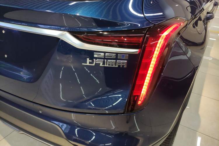 Used Cadillac GT4 2023 25T Fashion Edition
