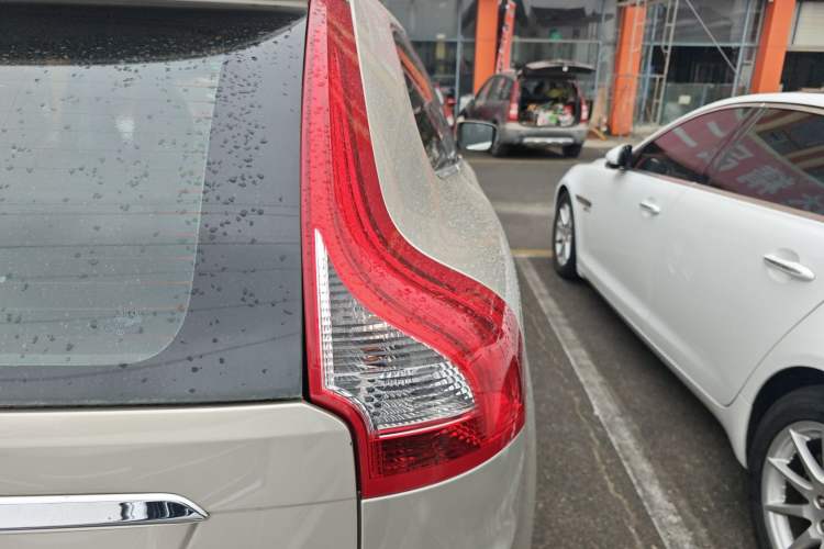 Used Volvo XC60 2017 T5 Smart Upgrade Edition