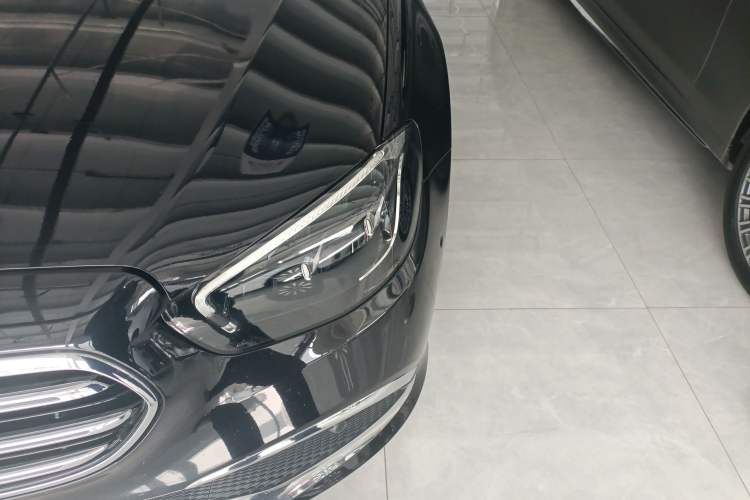 Used Mercedes-Benz E-Class 2022 Second Facelift E 300 L Fashion Edition
