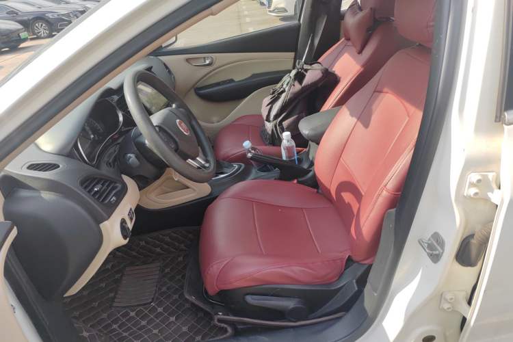 Used Fiat Viaggio 2012 1.4T Automatic Enjoyment Edition
