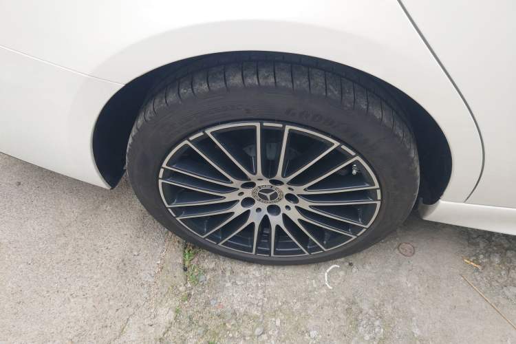 Used Mercedes-Benz C-Class 2025 Refresh C 200 L Sport Edition
