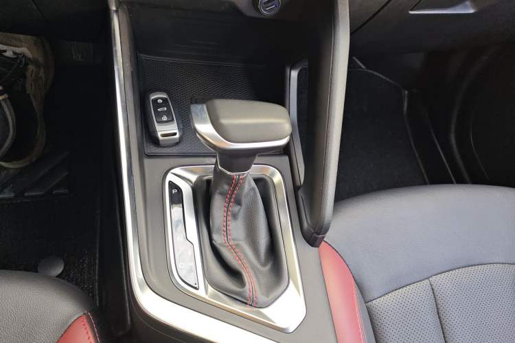 Used Geely Auto Vision X3 2021 PRO 1.5L CVT Deluxe Model
