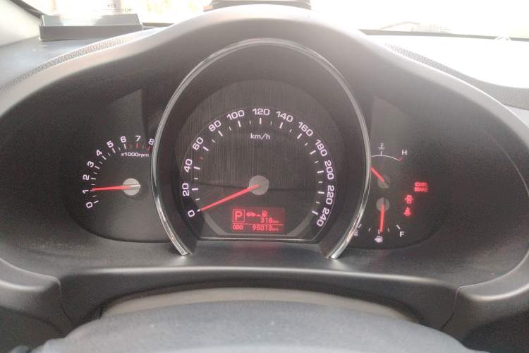 Used Kia Sportage R 2014 2.0L Automatic Two-Wheel Drive GLS Trim
