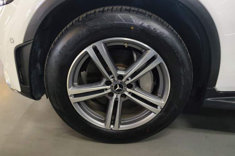 Used Mercedes-Benz GLC 2020 GLC 260 L 4MATIC Luxury Model