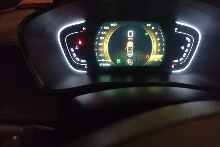 Used Geely Auto Coolray 2019 Sport Version 260T DCT Battle China VI Standard
