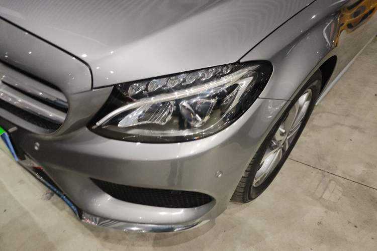 Used Mercedes-Benz C-Class 2015 C 200 L Sport Edition
