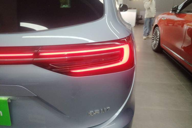 Used Hima AITO M7 2024 1.5T Intelligent Driving Rear-Drive Max Edition 5 Seats