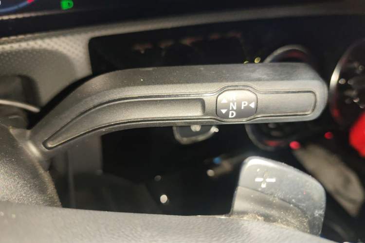 TDK.VehicleDetails.img