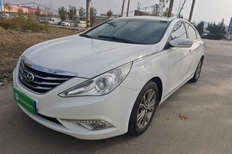 Used Hyundai Sonata 2014 2.0L Automatic Luxury Edition
