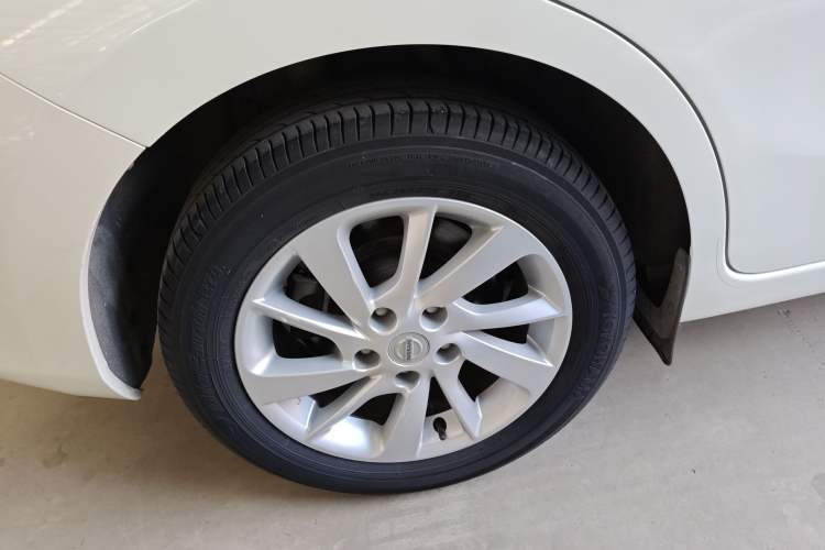 Used Nissan Tiida 2016 1.6L CVT Cool Dynamic Edition